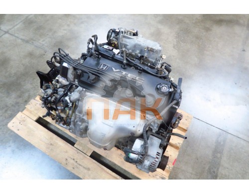 Двигатель на Acura 2.3 фото