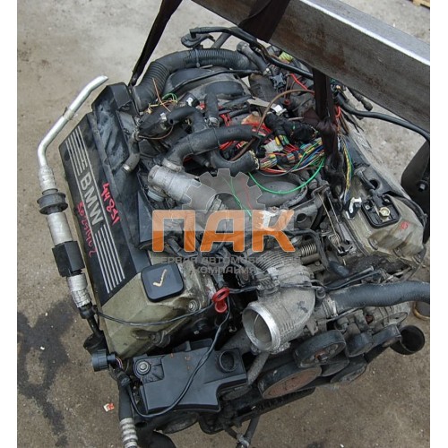 Двигатель BMW 4.4